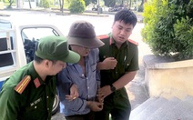 Bắt nghi phạm đánh người, dùng rựa chống trả, trốn lên núi cố thủ trong hang đá