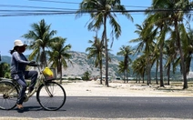 Xã báo cáo lý do gì để không bồi thường đất ở cho dân bị thu hồi đất khác làm khu tái định cư?