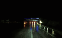 Xe khách lật trên cao tốc Nội Bài - Lào Cai, 5 người bị thương