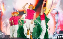 Anh trai say hi concert: Pháo hoa không 'hoành' nhưng đỡ phải nghe cảm ơn nhà tài trợ