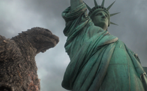 Cảnh nào trong Godzilla Minus Zero lấy cảm hứng từ phim Cloverfield?