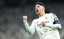 Valverde của Real Madrid 'hồn vía lên mây' vì sút chấn thương con trai Zidane