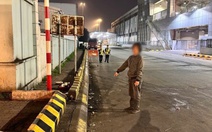 Khởi tố người phụ nữ cố tình bán hàng rong, gây rối trong sân bay Nội Bài