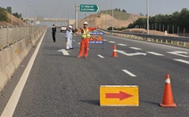 Tạm đóng từng đoạn cao tốc từ Vũng Áng - Cam Lộ để lắp giá long môn phục vụ thu phí