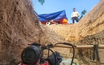 Nông dân 'thủ phủ sắn' Tây Ninh: Ngày đào hố sâu tìm nước, đêm 'ôm' mô tơ lo trộm cắp
