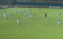 Video: Hậu vệ Thép Xanh Nam Định lập siêu phẩm khó tin