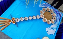 Độc đáo món bánh canh tôm hình cây đàn kìm trong hội thi các món ăn từ gạo