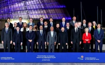 Hòa bình cho Ukraine lùi xa theo 90 tỉ euro