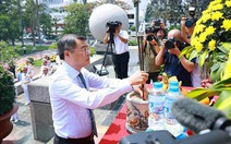 Thủ tướng dâng hương tưởng niệm các Anh hùng liệt sĩ thành phố Hải Phòng