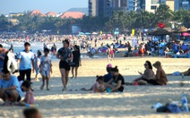 Khách ùn ùn đổ về Đà Nẵng, Hội An chơi lễ 30-4