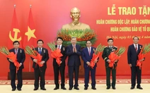 Chủ tịch nước, Thủ tướng, Bộ trưởng Bộ Quốc phòng và nhiều lãnh đạo nhận huân chương cao quý