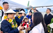 Du khách Trung Quốc sang Việt Nam quét QR Alipay, thanh toán ‘như ở nhà’