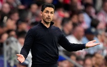 HLV Arteta: Trọng tài đã làm trái luật