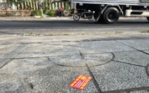 Dán quảng cáo 'cho vay', bị xử phạt hành chính