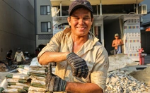 Người lao động Đà Nẵng oằn mình mưu sinh dưới cái nắng như đổ lửa