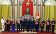 Tổng Bí thư, Chủ tịch nước trao quyết định bổ nhiệm các thành viên Chính phủ