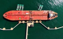 Tàu dầu Trung Quốc lần đầu tiến về eo biển Hormuz sau lệnh ngừng bắn Mỹ - Iran