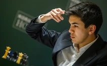 Sindarov đứng trước ngưỡng cửa lịch sử