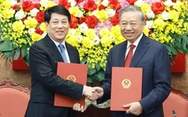 Bàn giao công tác giữa Tổng Bí thư, Chủ tịch nước Tô Lâm và nguyên Chủ tịch nước Lương Cường