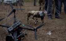 Ukraine điều 'binh sĩ' robot ra chiến trường