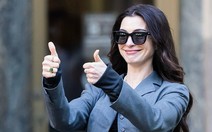 Phối đồ sành điệu như Anne Hathaway trong The Devil Wears Prada 2