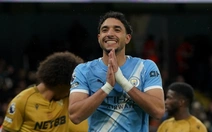 Man City dễ dàng rút ngắn điểm số với Arsenal mà không cần Haaland
