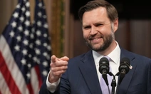 Ông Vance ví mình như nhân vật 'Ở nhà một mình' khi ông Trump công du Trung Quốc