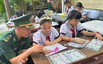 Thiếu nhi vùng biển vui hội đầu hè cùng bộ đội biên phòng
