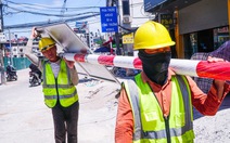 Người dân Hà Nội đội nắng mưu sinh trong ngày thủ đô nóng nhất cả nước