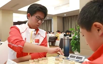 Chạm trán Lại Lý Huynh, kỳ vương Trung Quốc khiến người hâm mộ lo lắng