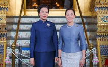 Phu nhân Ngô Phương Ly mặc trang phục truyền thống Thái Lan, thăm bảo tàng tại Bangkok
