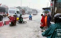 Mưa to cục bộ, quốc lộ 51 qua Đồng Nai lại ngập sâu