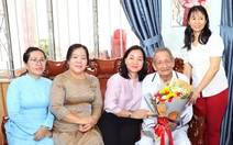 Lãnh đạo TP.HCM thăm, chúc thọ người cao tuổi tiêu biểu