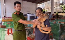 Đi tìm mèo cưng chỗ mấy chú công an phòng Hình sự