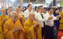 Lãnh đạo TP.HCM, Quân khu 7 dự lễ tưởng niệm, cầu siêu liệt sĩ tại công viên Lê Thị Riêng