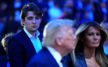 Barron Trump tái xuất với diện mạo khác lạ