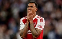 Áo đấu của sao Arsenal 'cháy hàng' sau khi đá hỏng phạt đền ở chung kết Champions League