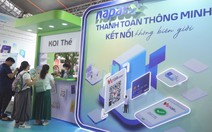 Gian hàng NAPAS hút khách với loạt ưu đãi và trải nghiệm thanh toán số
