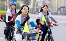 Không thể giao trẻ em cho mạng xã hội: Trả lại cho trẻ đời sống thực