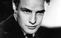 "Bố già" Marlon Brando qua đời