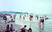 Khai trương mùa du lịch biển 2005