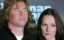 Val Kilmer lần đầu tiên xuất hiện trên sân khấu kịch London