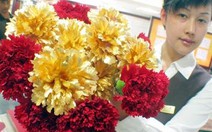 Hoa vàng tặng mẹ
