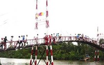 Đưa vào sử dụng cầu treo Láng Le - Bàu Cò