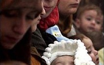 UNICEF: Cần trao cho phụ nữ quyền quản lý ngân sách gia đình