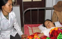 Thêm hai học sinh nhập viện khẩn cấp vì hạt nở