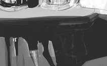 Thụy &amp; giày đỏ