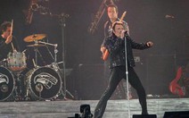 Johnny Hallyday hát mừng Quốc khánh Pháp