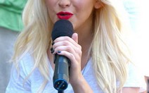 Christina Aguilera tuyên truyền về nạn đói