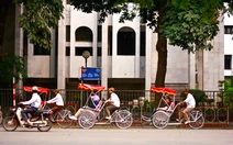 Xích lô Hà Nội phố